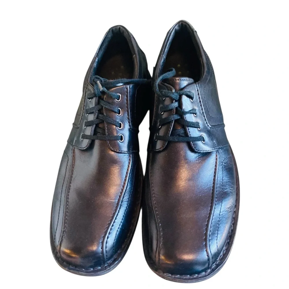 Clarks black leather
